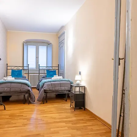 Il Cuore Di Torino- 6 Ospiti